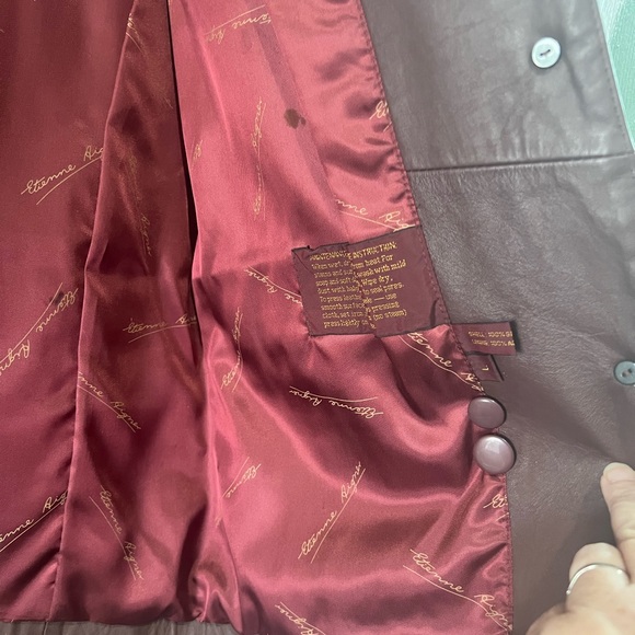 Vintage ETIENNE AIGNER Ox Blood Leather 2 Button Blazer Jacket Pockets Women - Picture 5 of 8